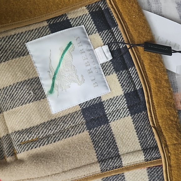 Burberry Children Wool Coat size 5Y - Picture 3 of 9